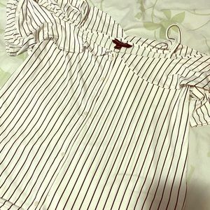 Banana Republic off the shoulder shirt